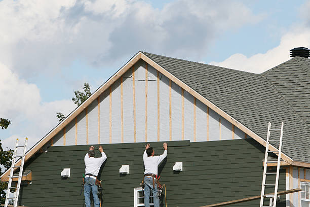Professional Siding Contractor technician working in La Grange Park, IL